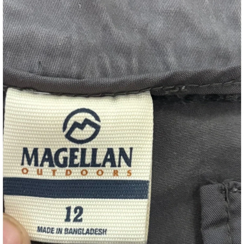 Magellan Outdoors Mens Grey‎ Chino Shorts Size 12 Stretch Flat Front Casual